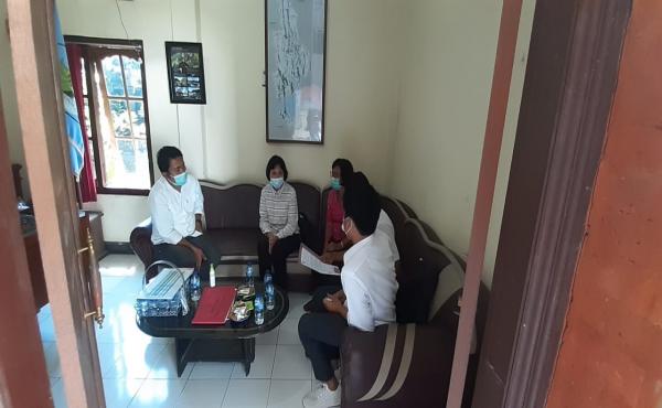 KOORDINASI DENGAN KEPALA DESA PENINJOAN